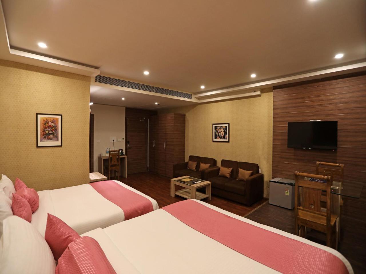 Oyo 16835 Stayotel Kolkata Airport Eksteriør bilde