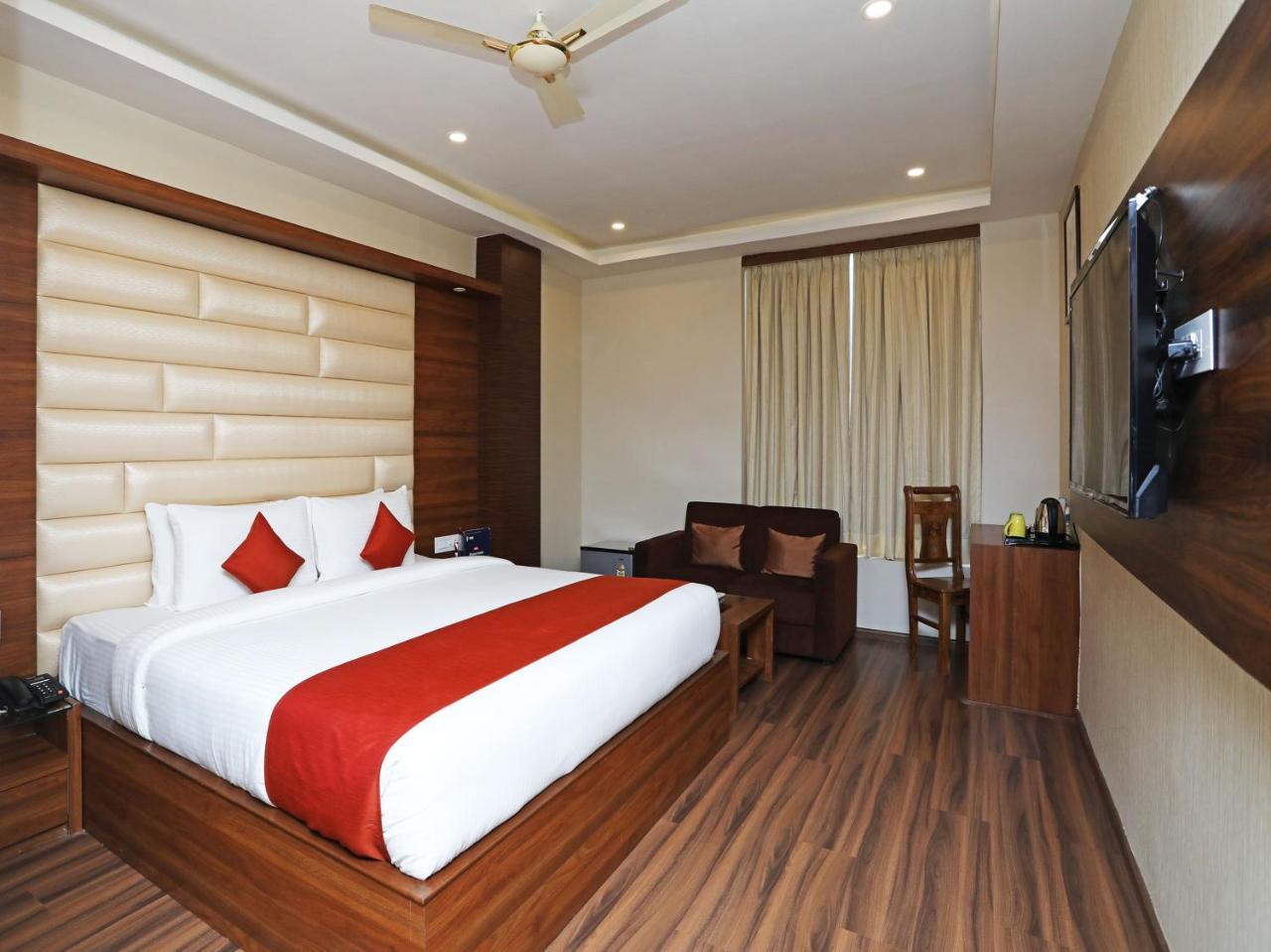 Oyo 16835 Stayotel Kolkata Airport Eksteriør bilde