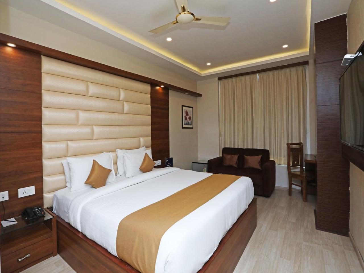 Oyo 16835 Stayotel Kolkata Airport Eksteriør bilde